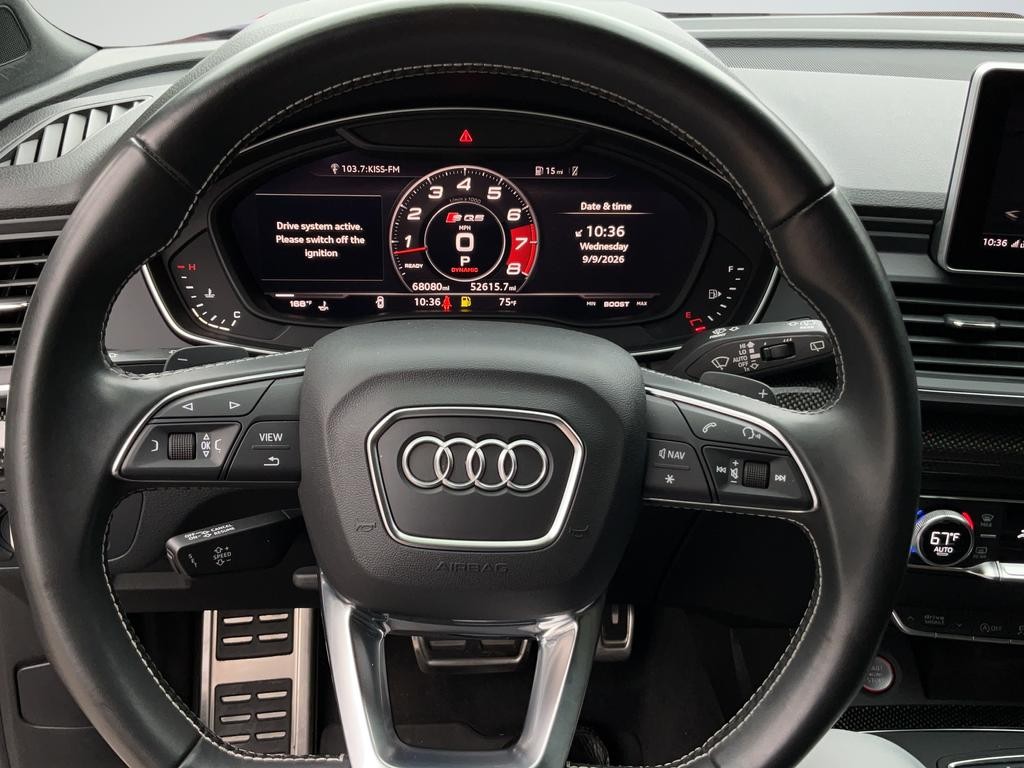Audi SQ5 Vehicle Full-screen Gallery Image 35