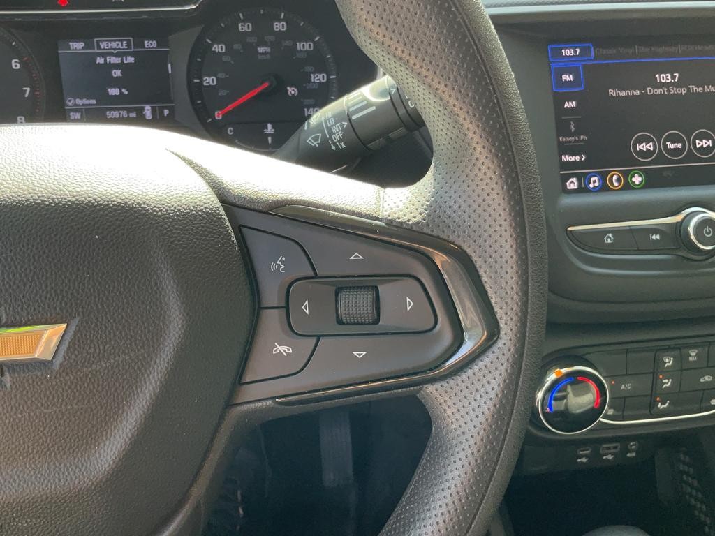 Chevrolet Trailblazer Vehicle Full-screen Gallery Image 17