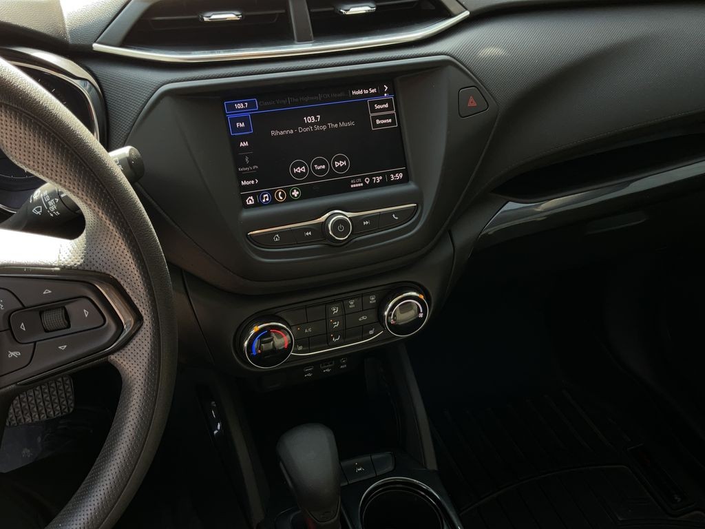Chevrolet Trailblazer Vehicle Full-screen Gallery Image 20