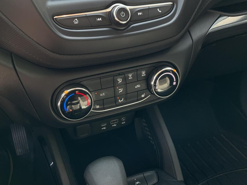 Chevrolet Trailblazer Vehicle Full-screen Gallery Image 21