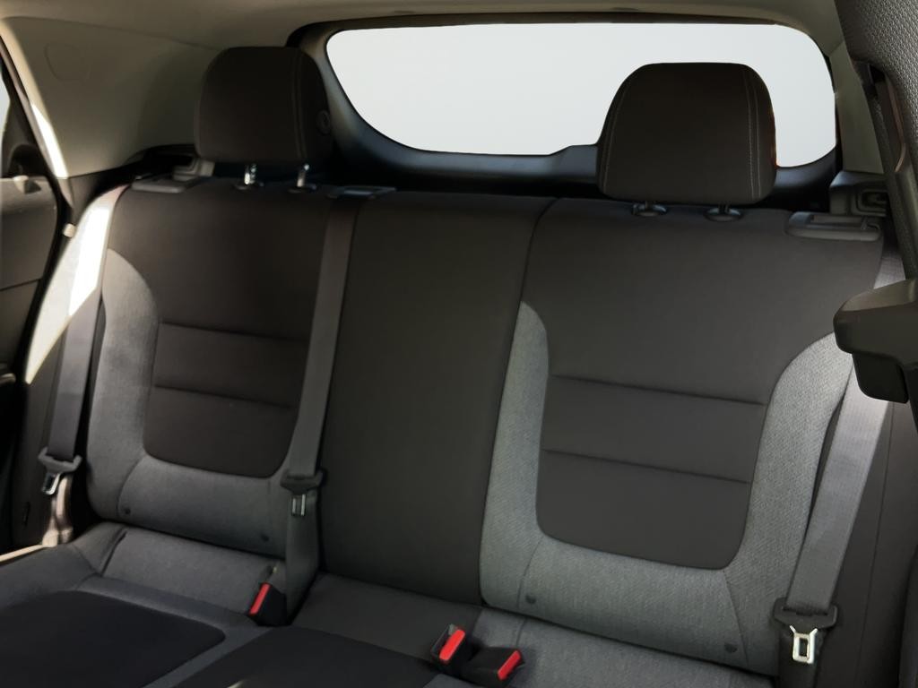 Chevrolet Trailblazer Vehicle Full-screen Gallery Image 29
