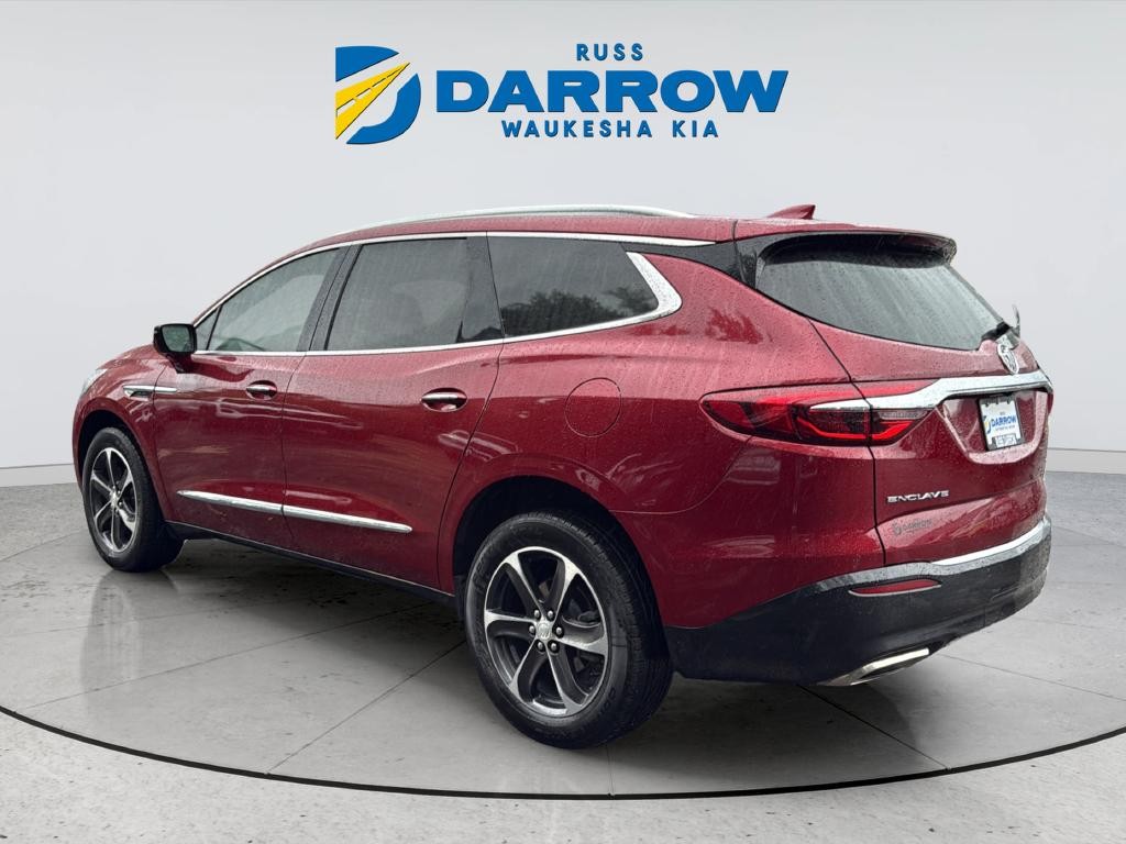 Buick Enclave Vehicle Full-screen Gallery Image 03