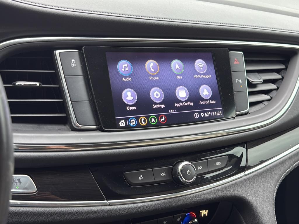 Buick Enclave Vehicle Full-screen Gallery Image 14