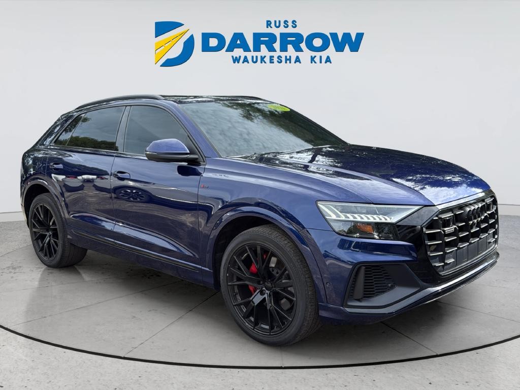 Audi Q8 Vehicle Full-screen Gallery Image 07