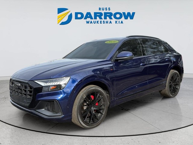 more details - audi q8