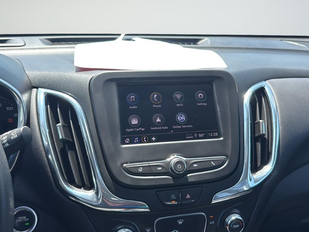 Chevrolet Equinox Vehicle Full-screen Gallery Image 14