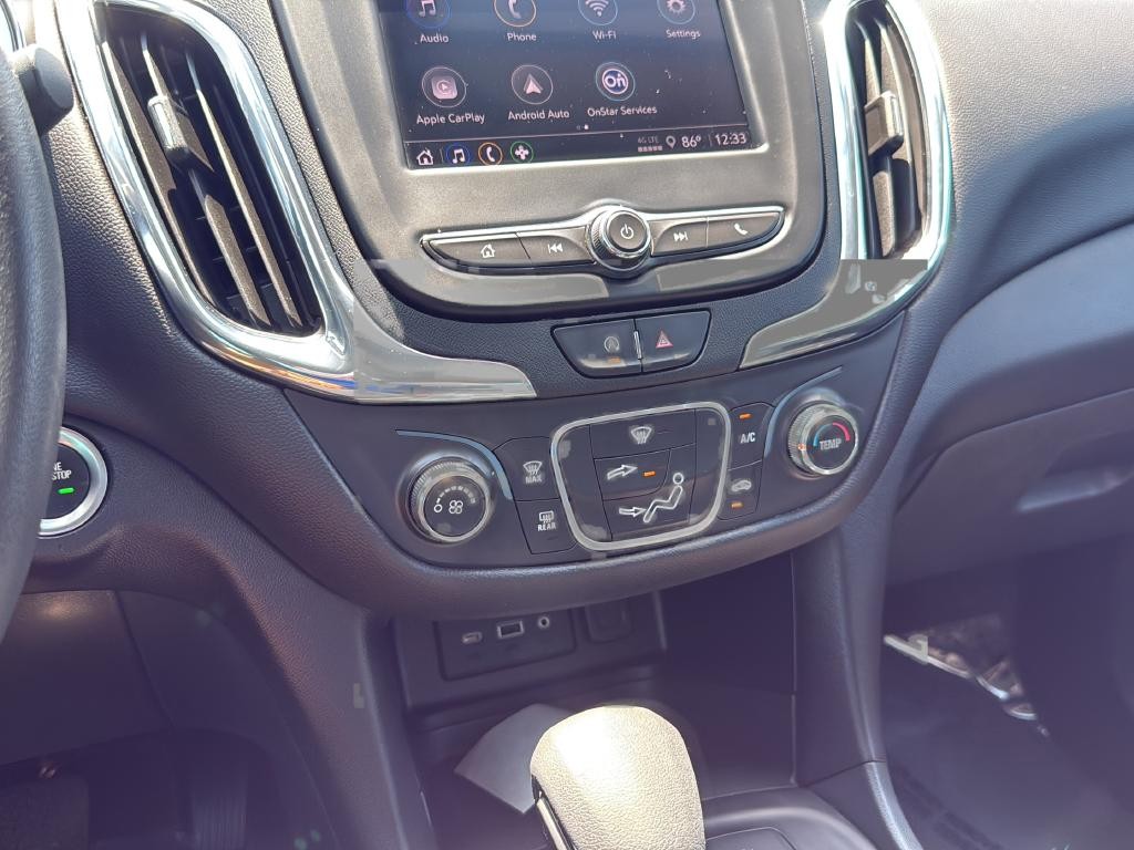 Chevrolet Equinox Vehicle Full-screen Gallery Image 33