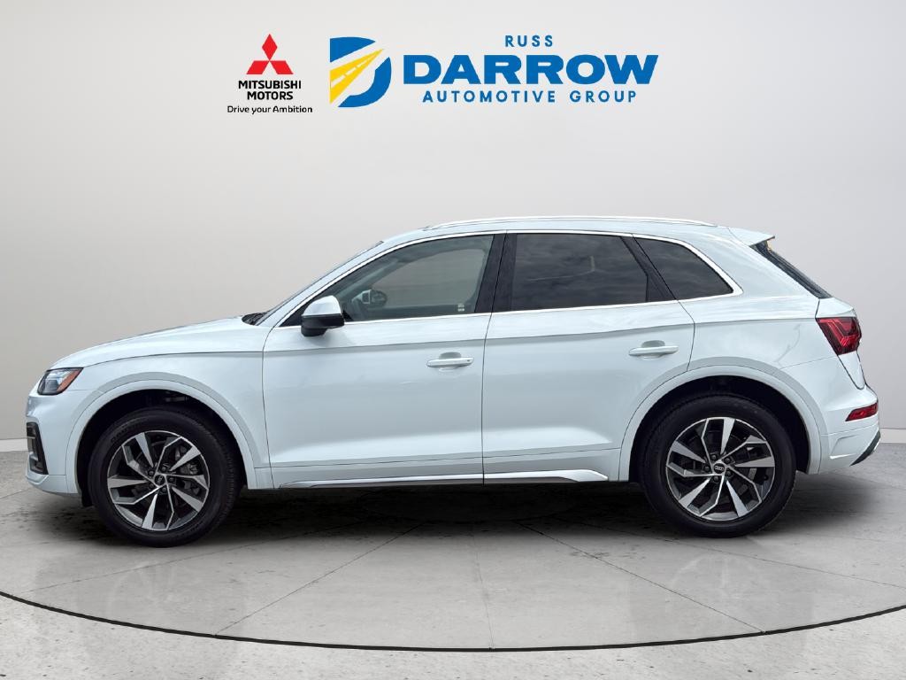 Audi Q5 Vehicle Full-screen Gallery Image 02