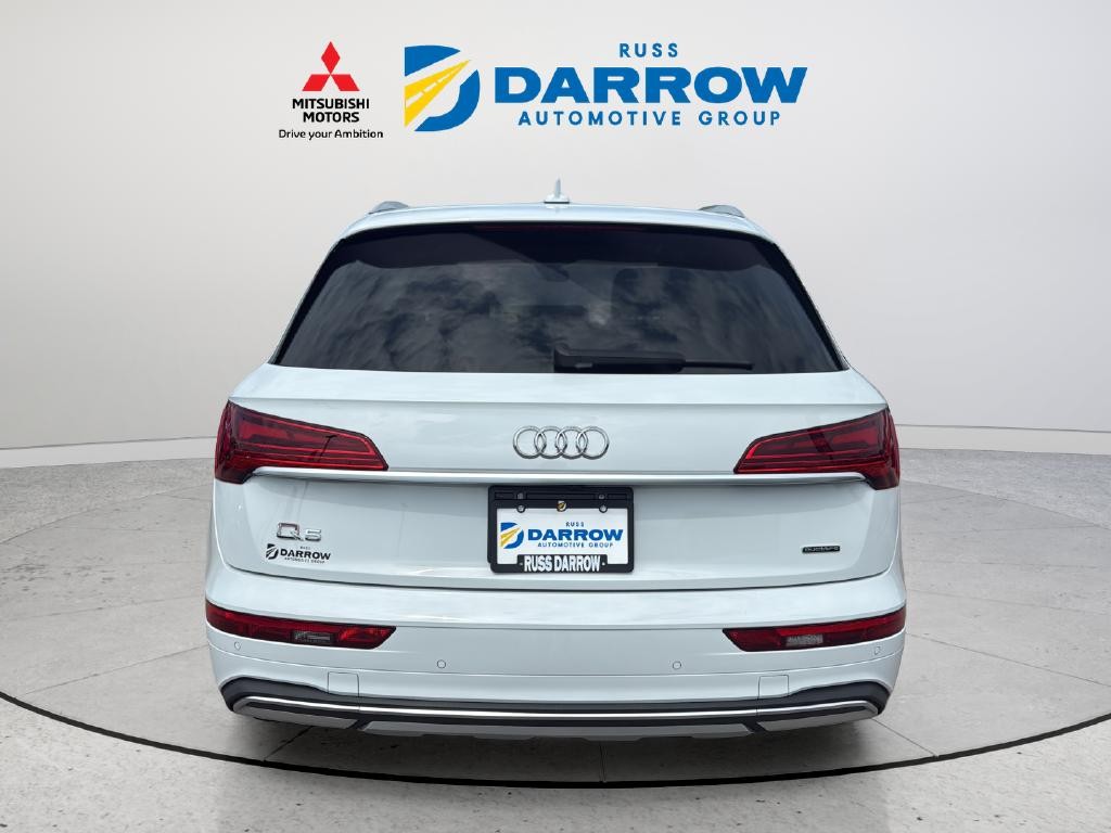 Audi Q5 Vehicle Full-screen Gallery Image 04