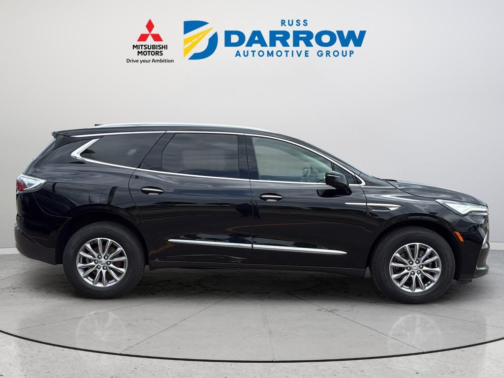 Buick Enclave Vehicle Full-screen Gallery Image 06
