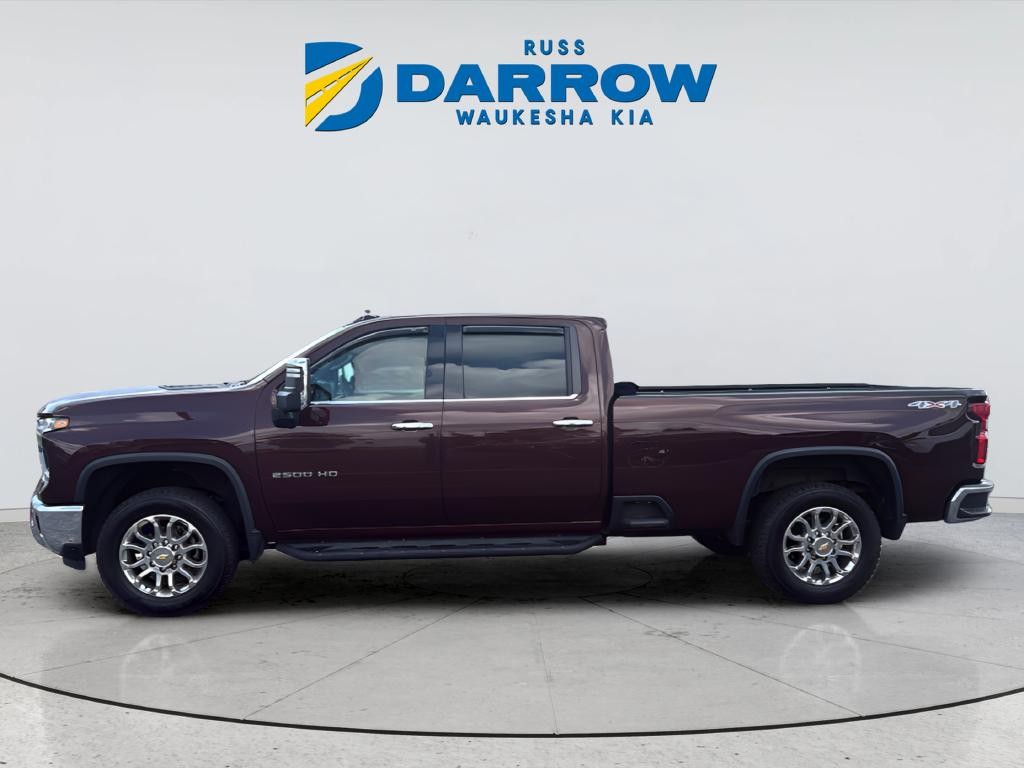 Chevrolet Silverado 2500HD Vehicle Full-screen Gallery Image 02