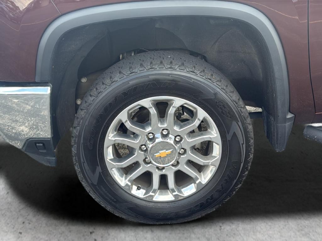 Chevrolet Silverado 2500HD Vehicle Full-screen Gallery Image 09