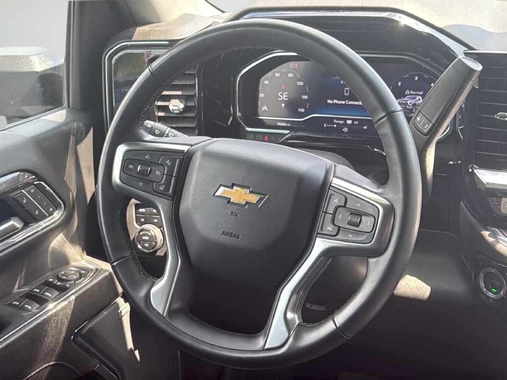 Chevrolet Silverado 2500HD Vehicle Full-screen Gallery Image 19