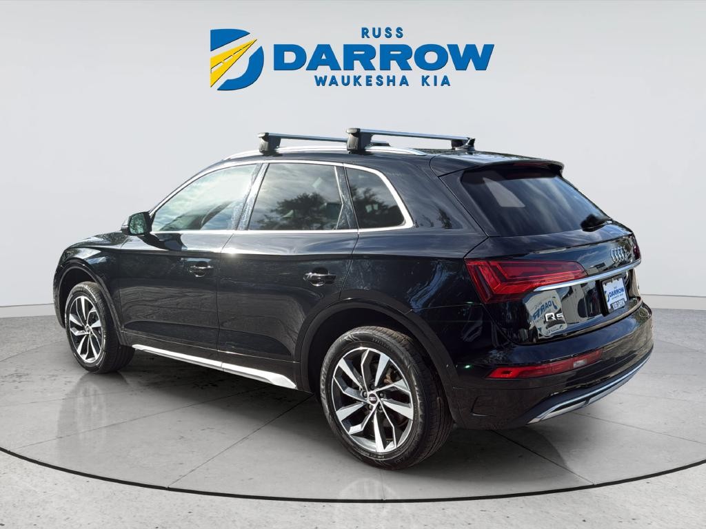 Audi Q5 Vehicle Full-screen Gallery Image 03