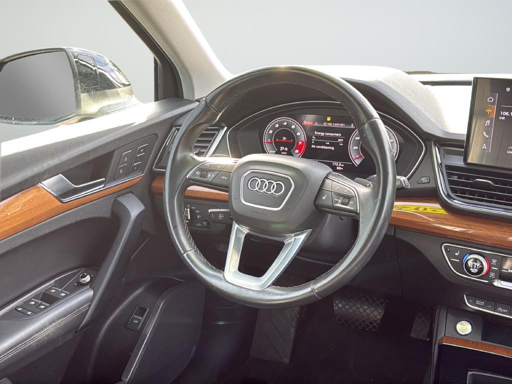 Audi Q5 Vehicle Full-screen Gallery Image 36