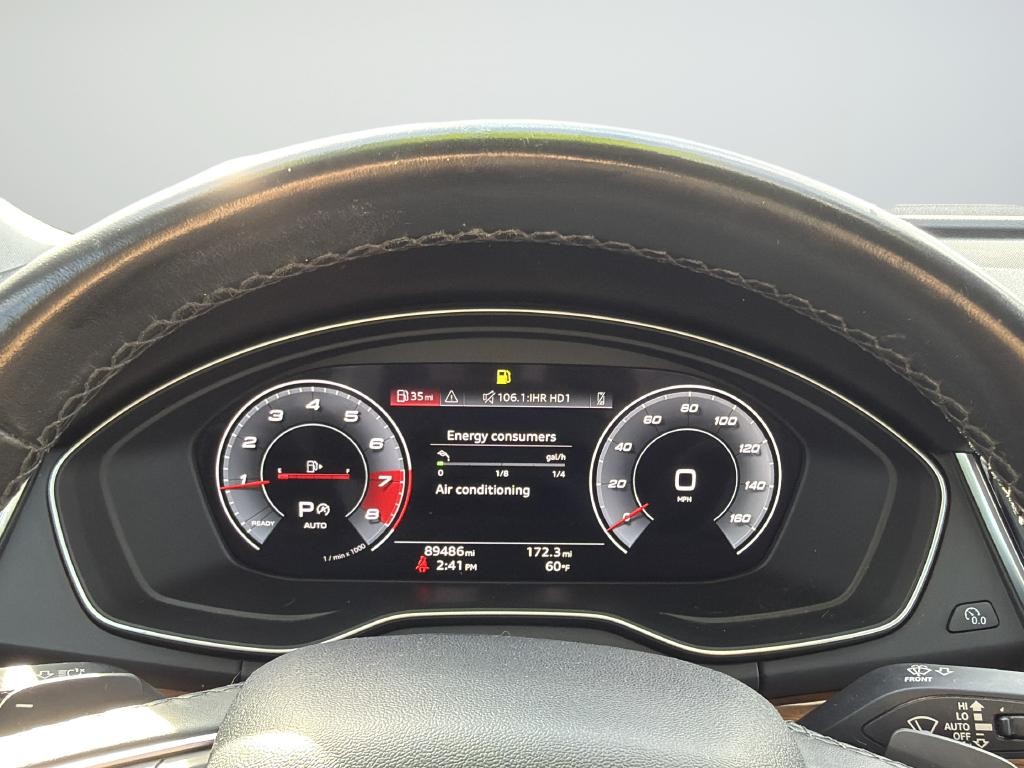 Audi Q5 Vehicle Full-screen Gallery Image 38