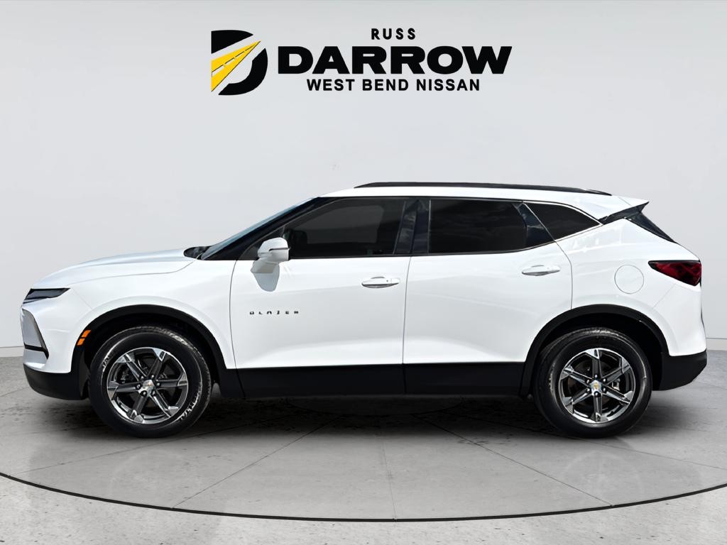 Chevrolet Blazer Vehicle Full-screen Gallery Image 02