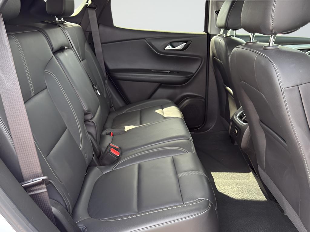 Chevrolet Blazer Vehicle Full-screen Gallery Image 10