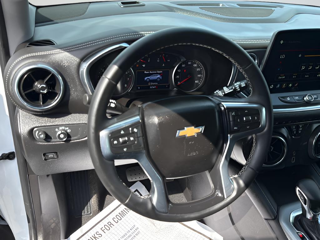 Chevrolet Blazer Vehicle Full-screen Gallery Image 13