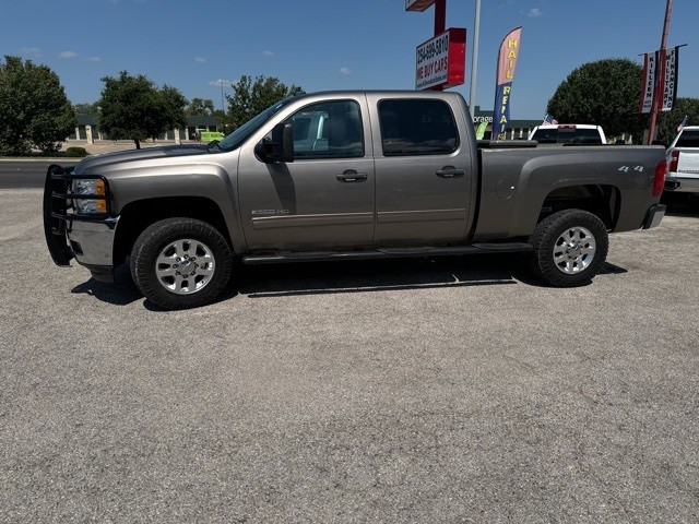 more details - chevrolet silverado 2500hd