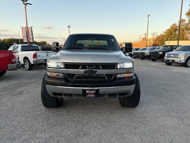 Chevrolet Silverado 2500HD Vehicle Image 03