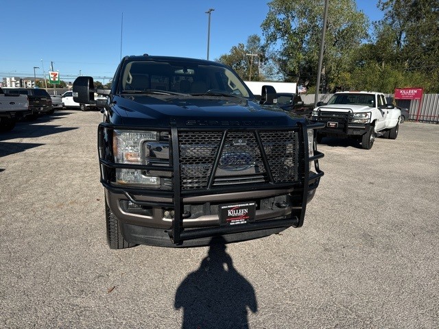 Ford Super Duty F-350 SRW Vehicle Image 02