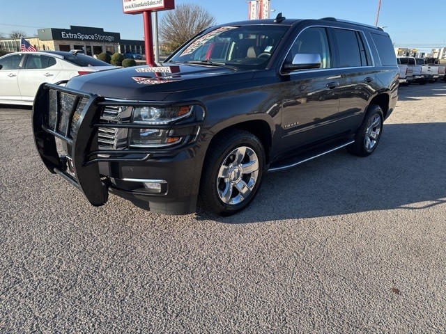 Chevrolet Tahoe Vehicle Image 02