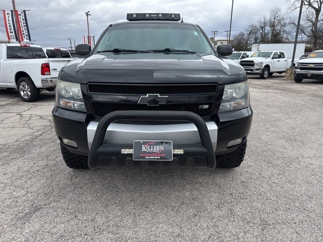 Chevrolet Tahoe Vehicle Image 03