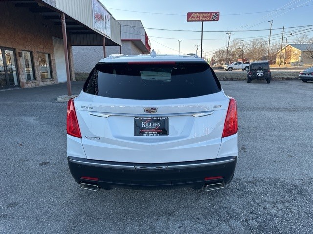 Cadillac XT5 Vehicle Image 03