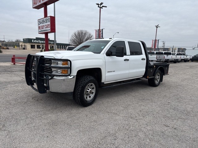 Chevrolet Silverado 2500HD Vehicle Image 02