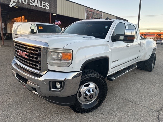 GMC Sierra 3500HD Vehicle Image 02