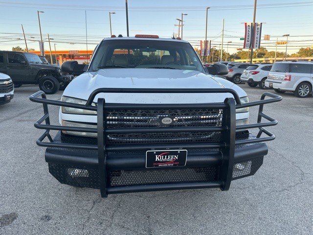 Chevrolet Silverado 3500 Vehicle Image 03