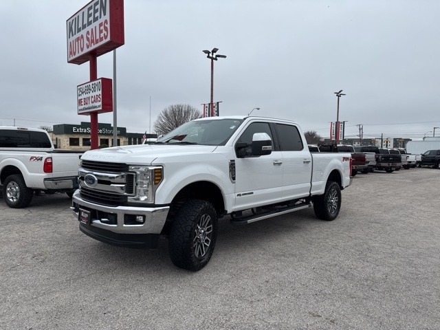 Ford Super Duty F-250 SRW Vehicle Image 02