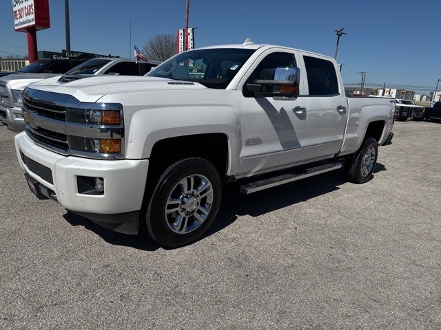 Chevrolet Silverado 2500HD Vehicle Image 03