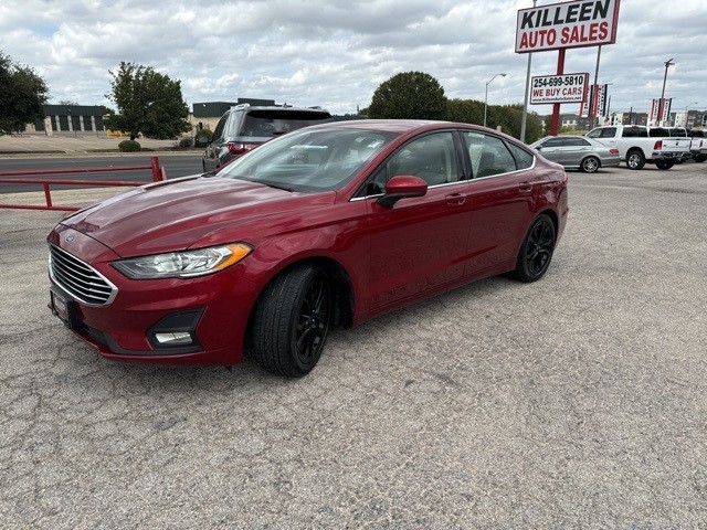 Ford Fusion Vehicle Image 02