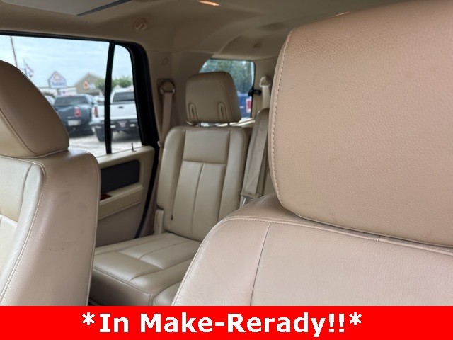 Ford Expedition Vehicle Image 03