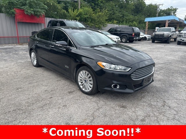 Ford Fusion Energi Vehicle Image 03