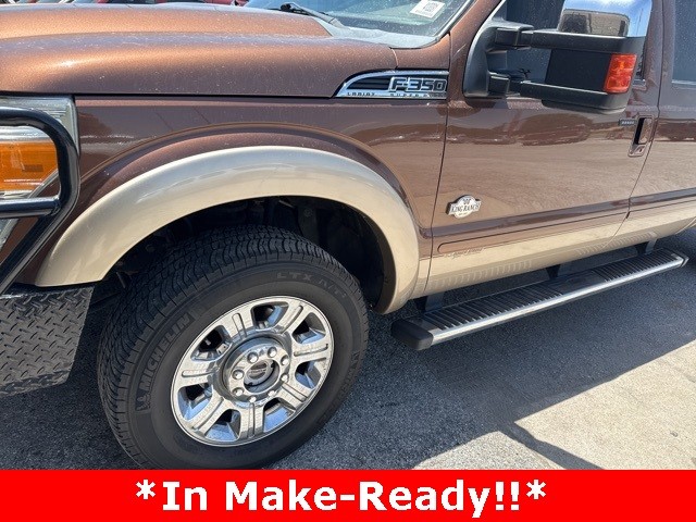Ford Super Duty F-350 SRW Vehicle Image 02