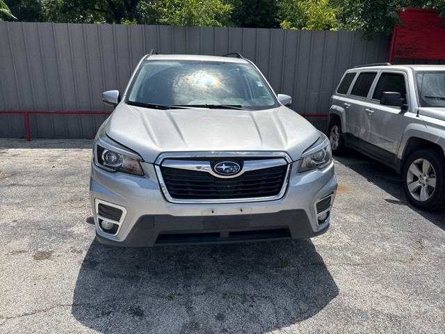 Subaru Forester Vehicle Image 02