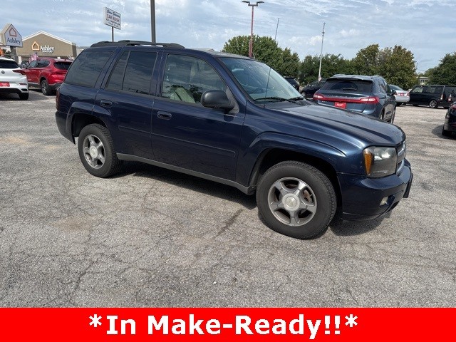Chevrolet TrailBlazer Vehicle Image 03