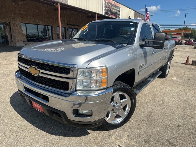 Chevrolet Silverado 2500HD Vehicle Image 02