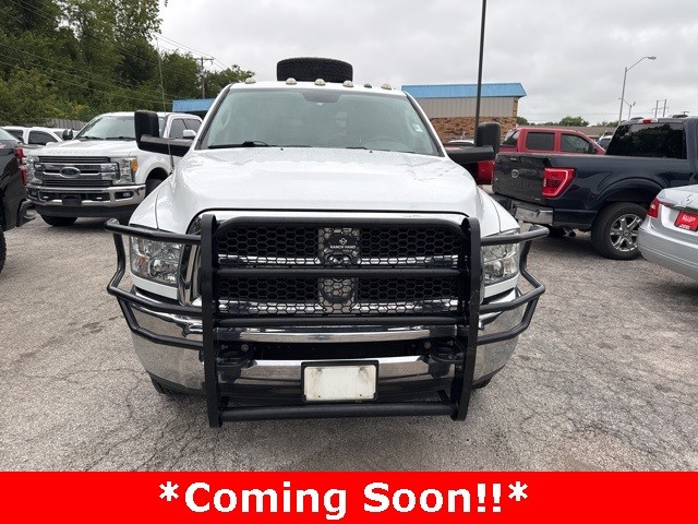 Ram 3500 Chassis Cab Vehicle Image 02