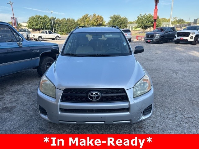 Toyota RAV4 Vehicle Image 02