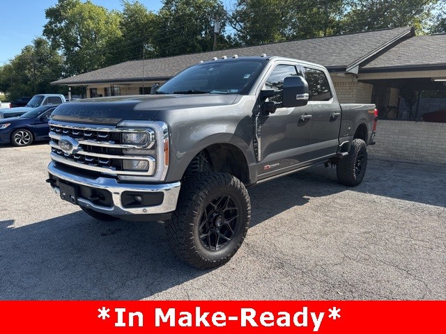 Ford Super Duty F-250 SRW Vehicle Image 02