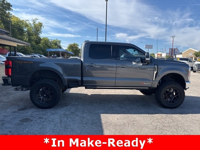 Ford Super Duty F-250 SRW Vehicle Image 03