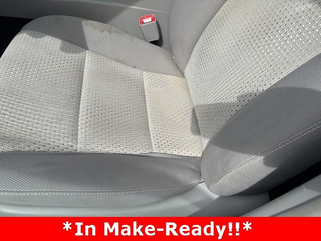 Toyota Camry Vehicle Image 03