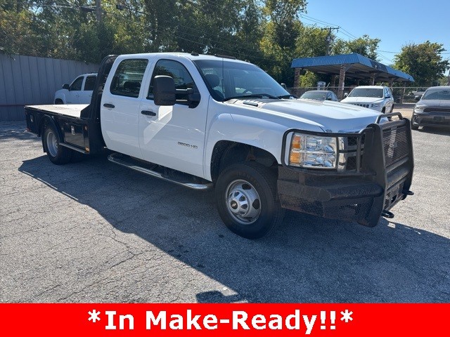 Chevrolet Silverado 3500HD Vehicle Image 03