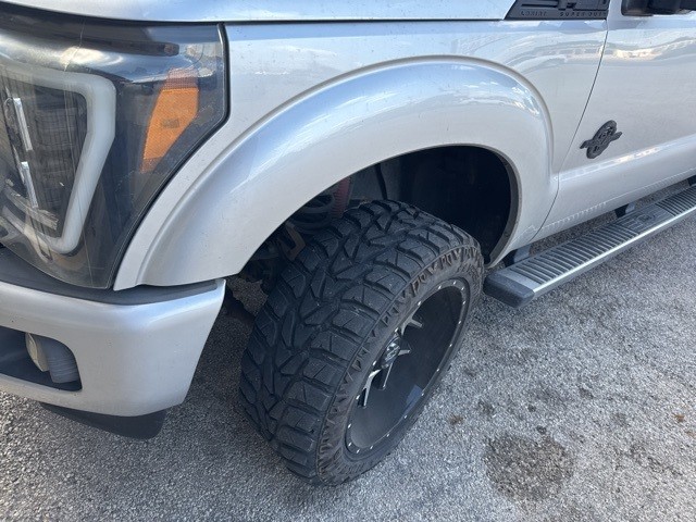 Ford Super Duty F-250 SRW Vehicle Image 02