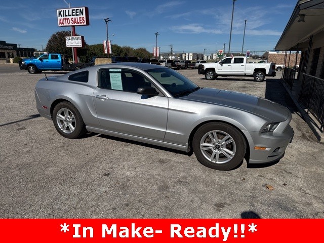 Ford Mustang Vehicle Image 03