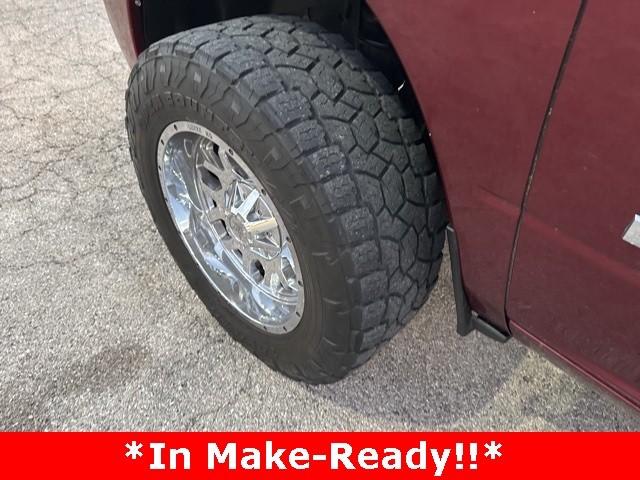 Ram 2500 Vehicle Full-screen Gallery Image 02